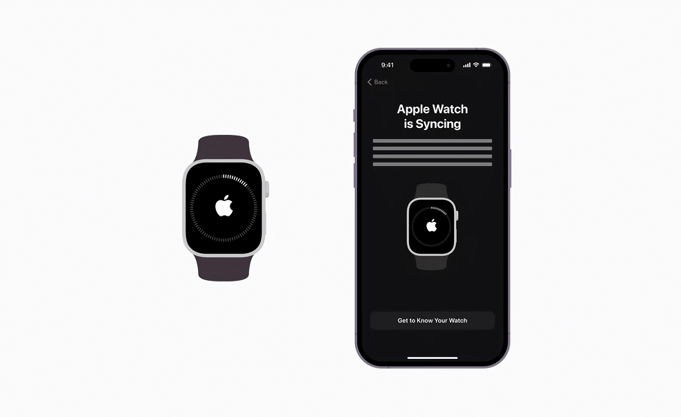 Relógio Apple sincronizando com um iPhone exibindo um indicador de progresso.